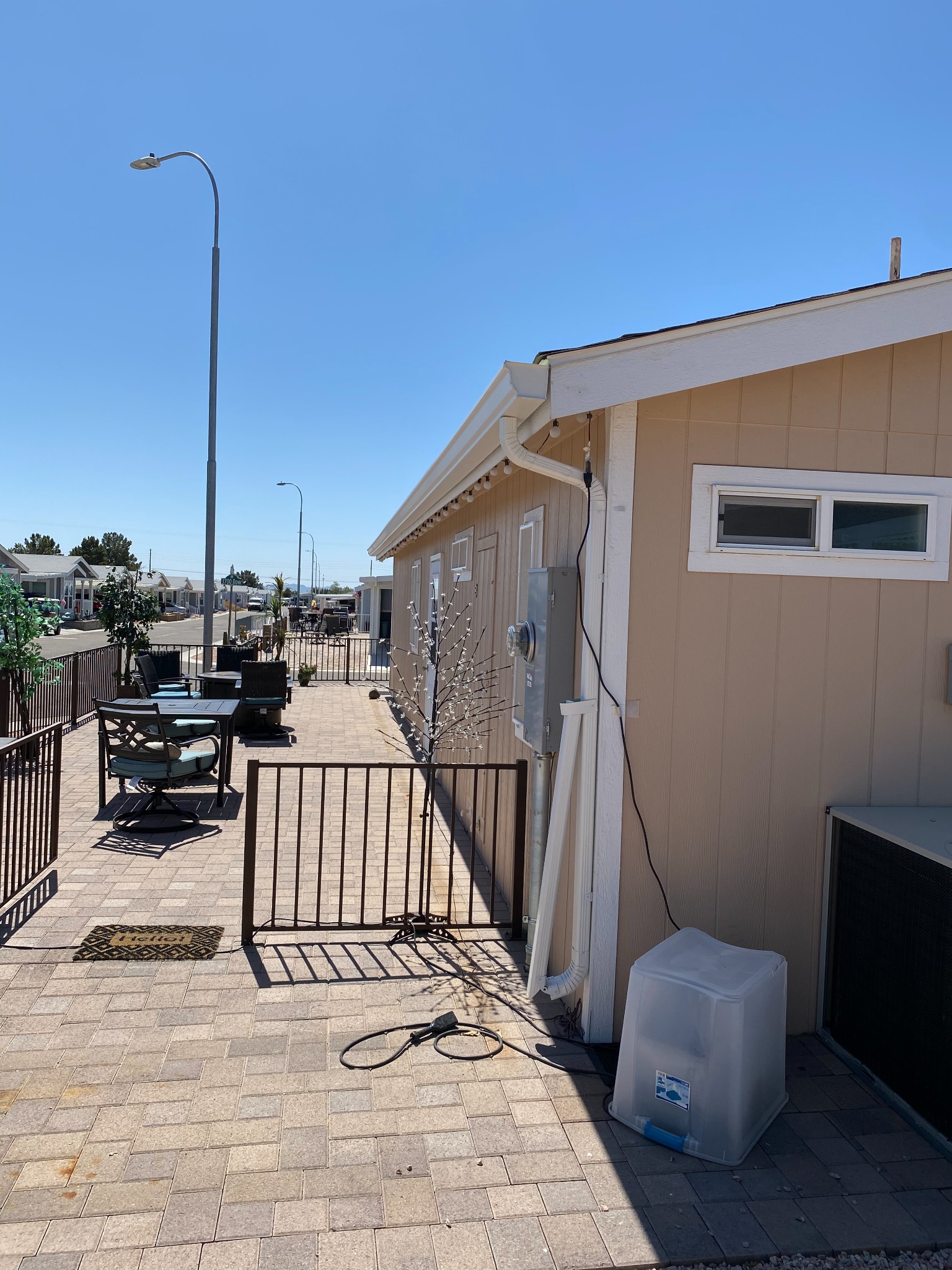 Manufactured Home Seamless Gutter Before & After